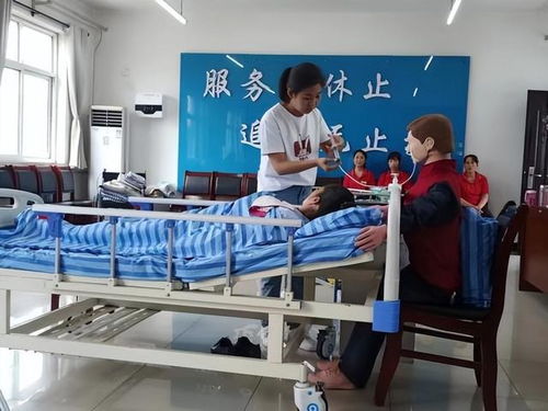 麟游縣中心敬老院開展實際操作培訓，全面提升護理機構服務質量